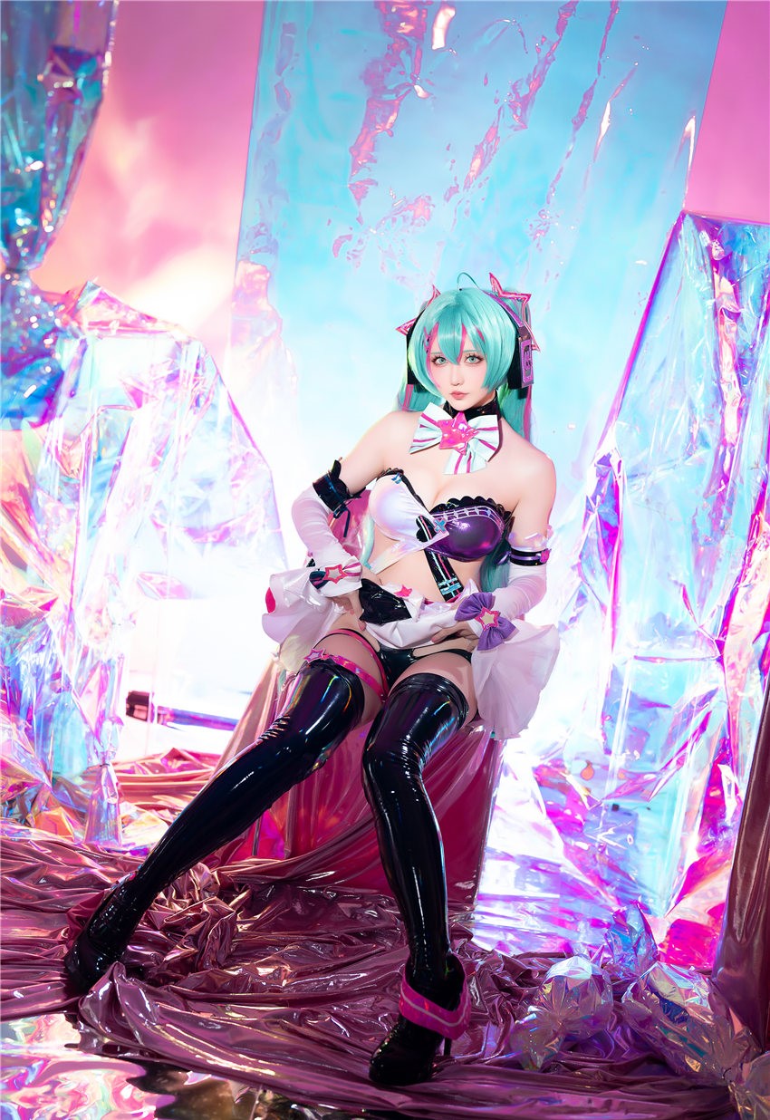 星之迟迟 Miku初音未来 喵斯快跑 [73P1V-2.75GB] 第4张