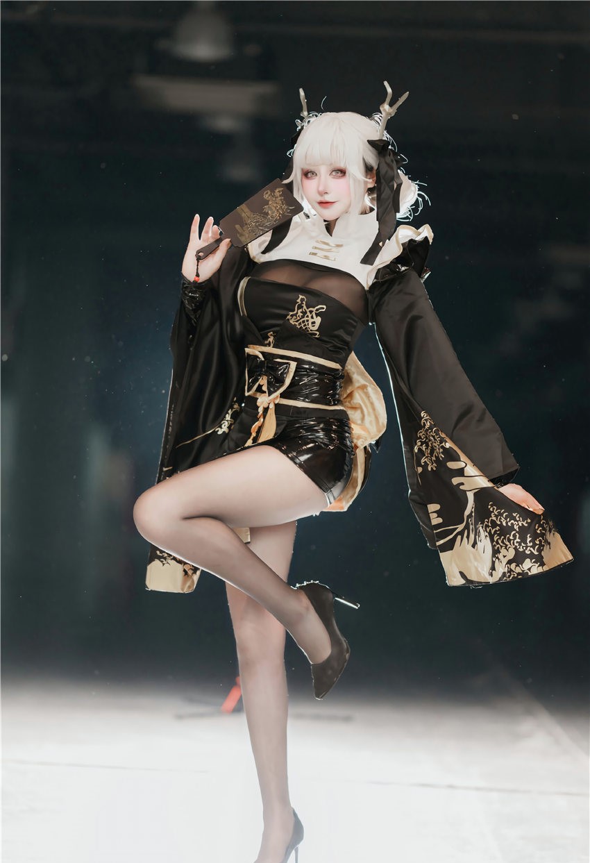 酒酿促织nya 布兰尔 白兔 [19P-225MB] 第2张