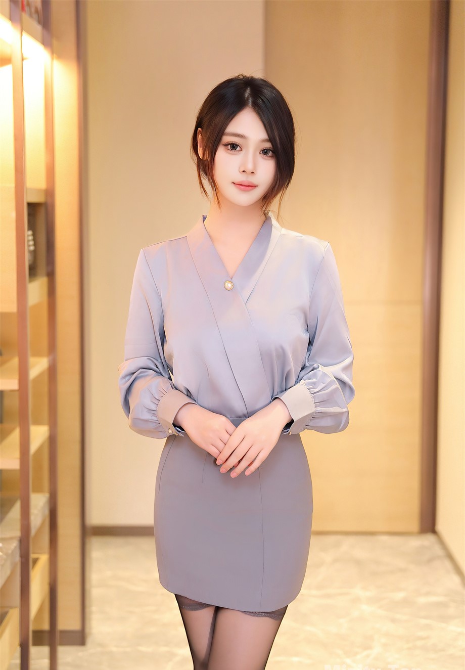 [秀人网] 2024.09.24 NO.9202 蛋蛋宝 灰色OL服[63P/598MB] 第1张