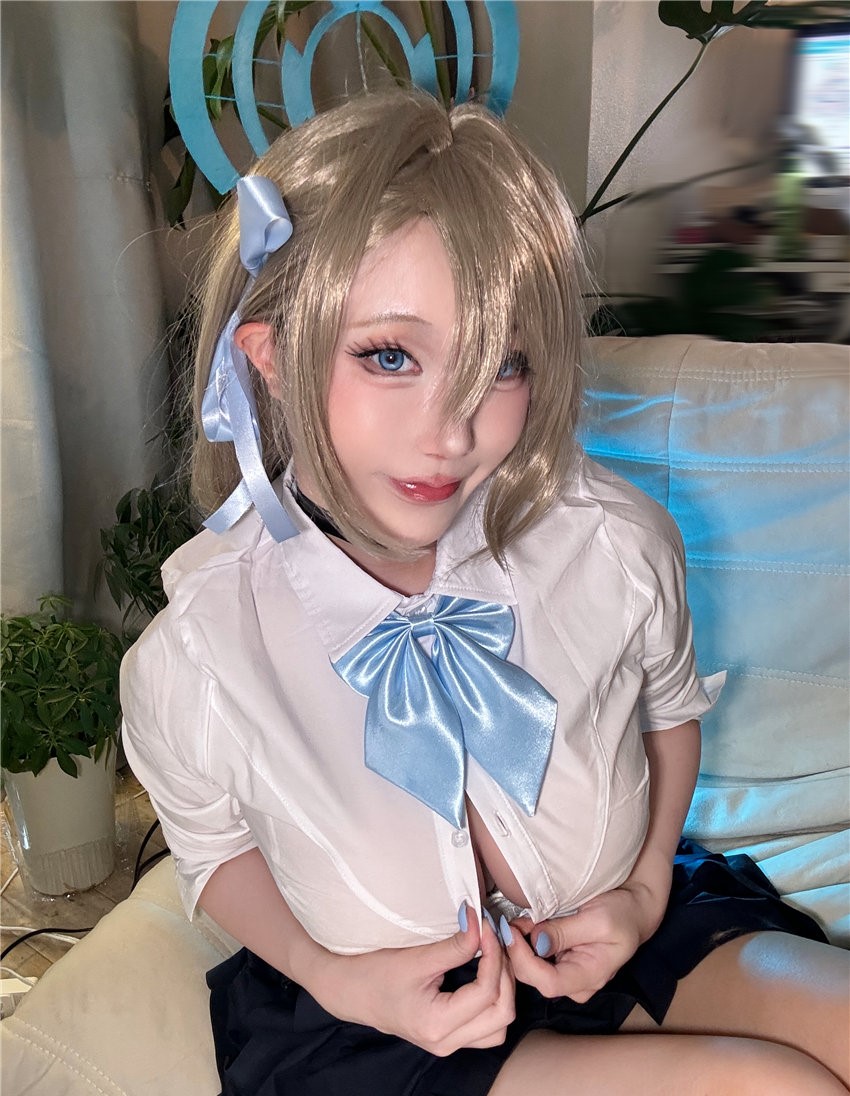 切切celia 明日奈制服自拍 [17P7V-264MB] 第4张