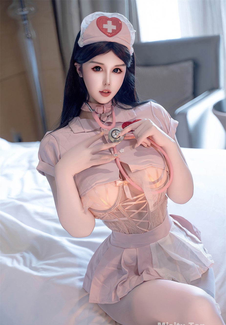 [秀人网] ]2024.10.08 NO.9244 陈芊儿 新人玉姐范姑娘[92P/745MB] 第1张