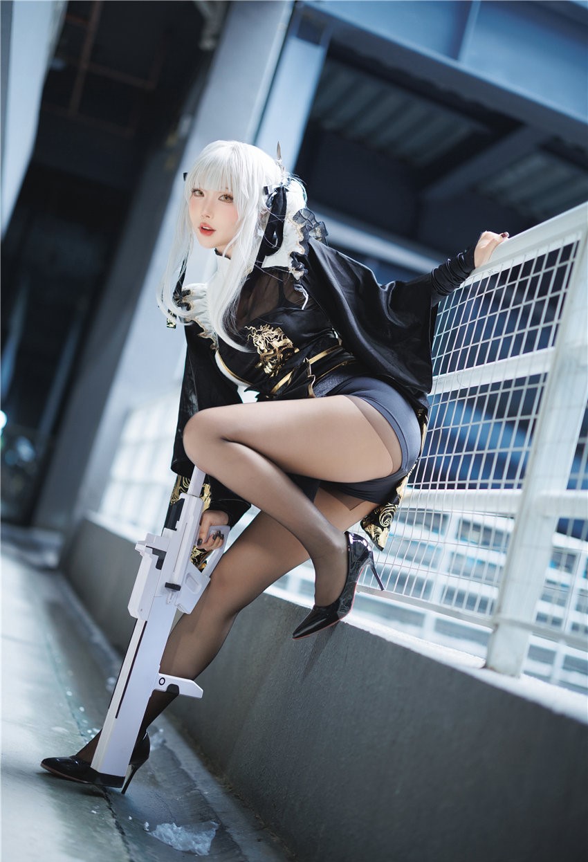 切切celia 布兰浴衣 [17P-261MB] 第2张