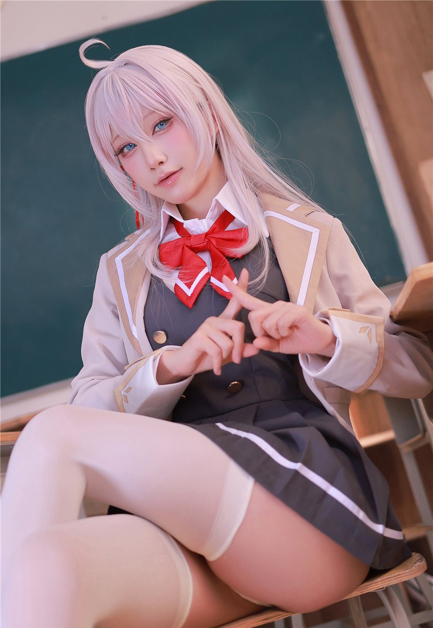 水淼aqua 邻座艾莉同学 [91P-139MB] 第4张