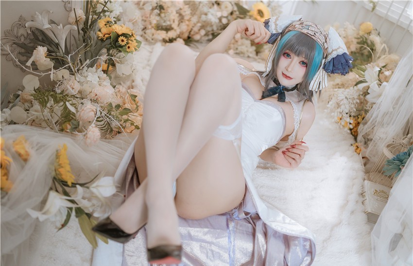 兔胖胖min 柴郡 礼服 [40P-674MB] 第1张