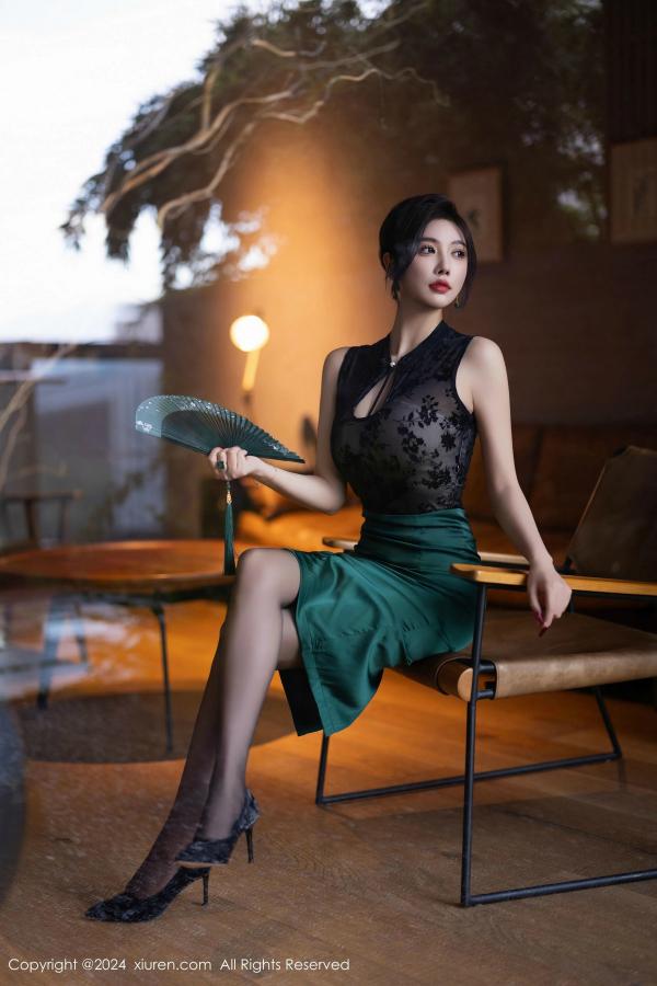 [秀人网] 2024.11.01 NO.9384 杨晨晨Yome绿色长裙[81P/634MB] 第1张