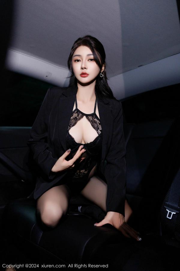 [秀人网] 2024.11.06 NO.9405 凯竹Quinn 黑色OL制服[85P/733MB] 第1张