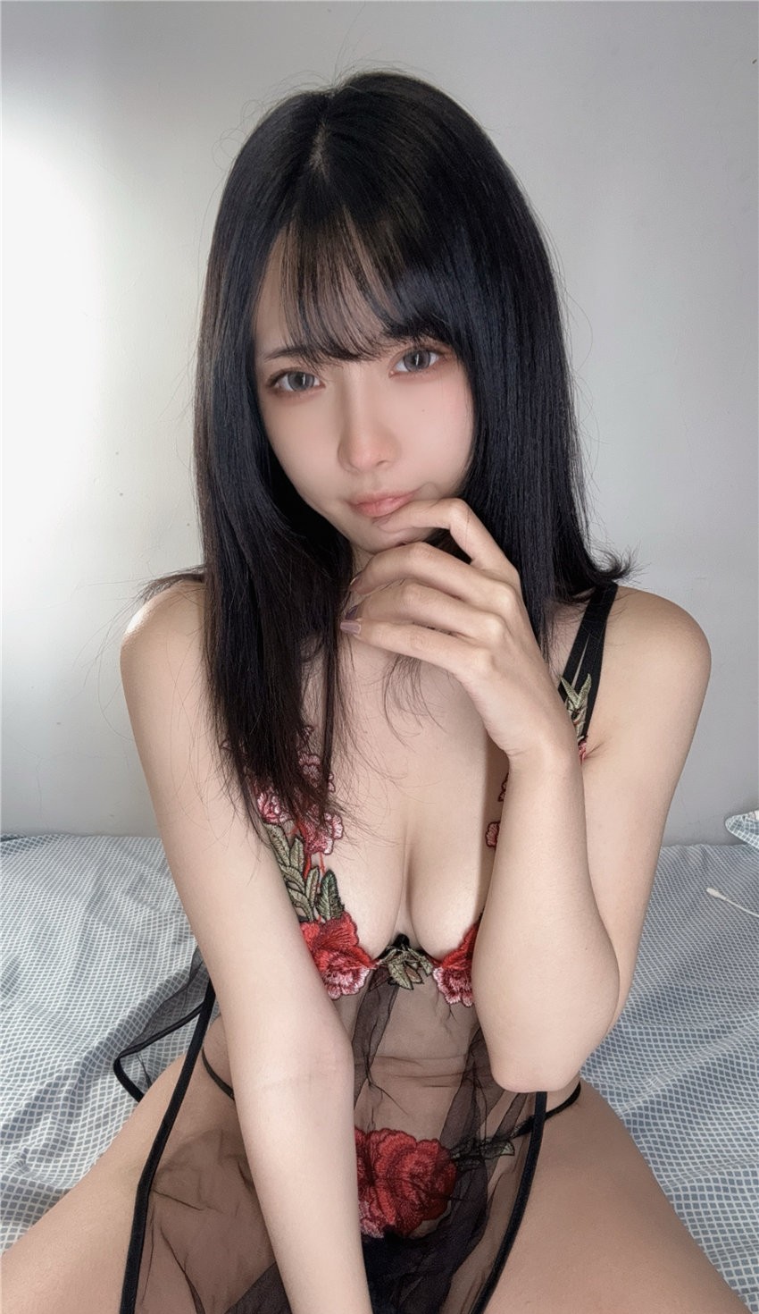 糖果果Candy 舰长图 红花 [33P-57.0MB] 第2张