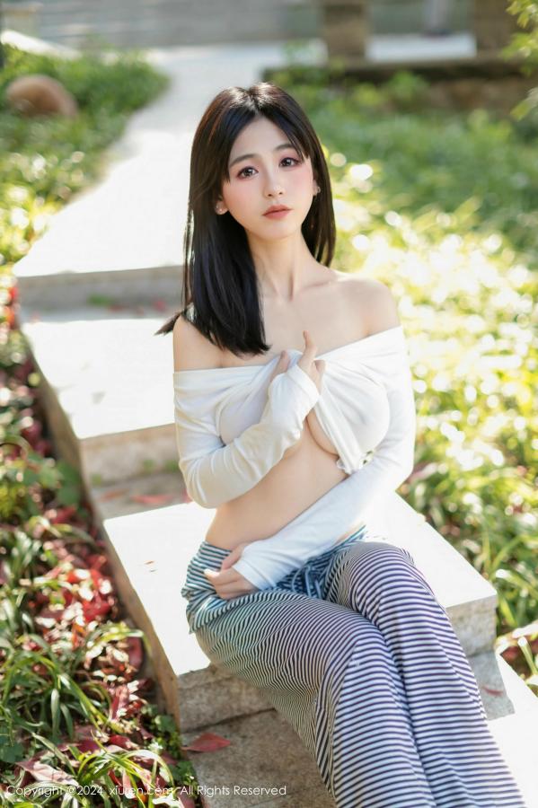 [秀人网] 2024.12.16 NO.9605 奶芙乔乔 白色T恤[86P/823MB] 第1张