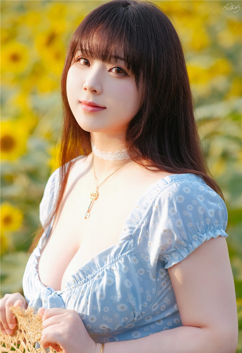 皮皮奶 彼女向日葵[35P-251MB] 第1张