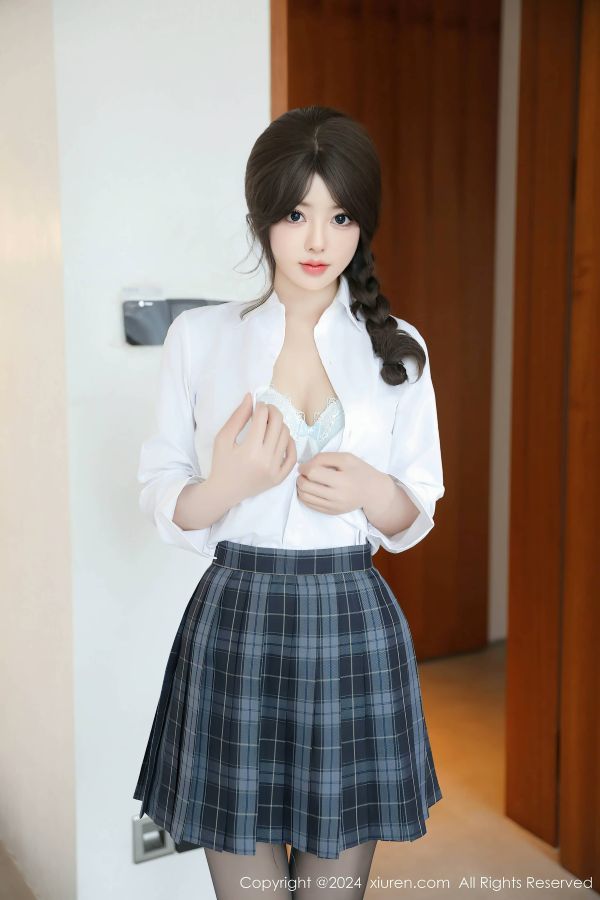 [秀人网] 2024.12.31 NO.9693 桃妖夭 深色学妹制服[78P/688MB] 第1张