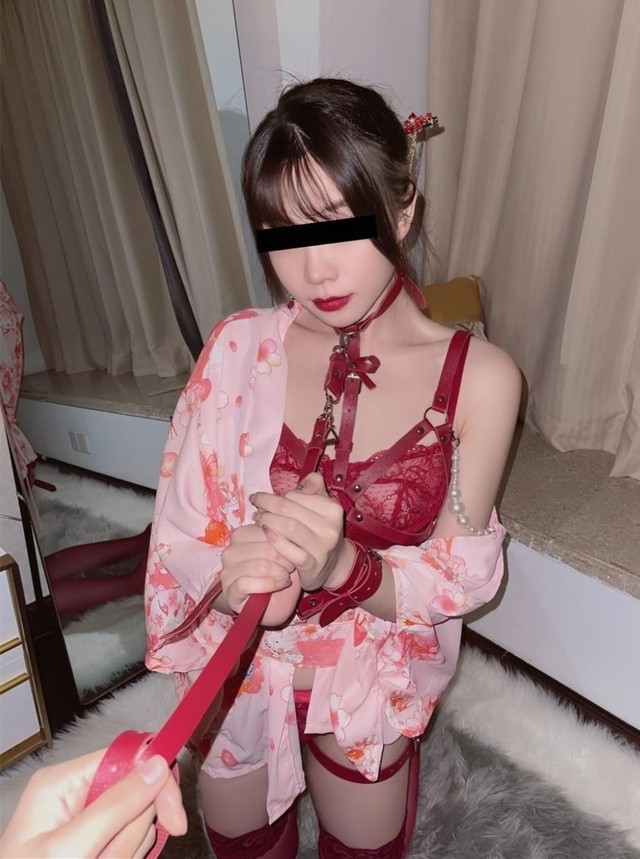 [微密]徐莉芝 – 女君的交接[19P1V-498MB] 第1张