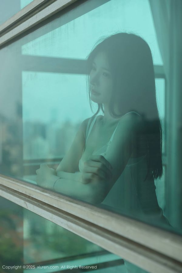 [秀人网] 2025.04.30 NO.10226 布丁wow 诱人肉色丝袜[81P/741MB] 第1张