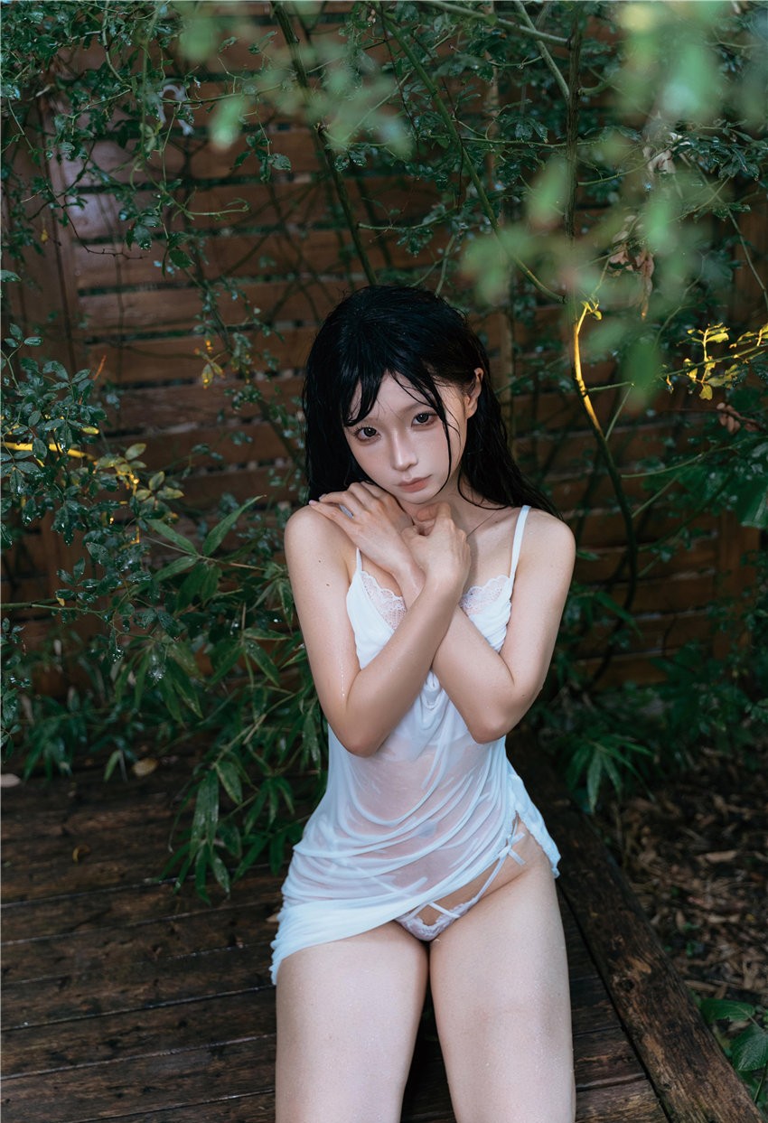 蠢沫沫 雨 [48P-294M] 第2张