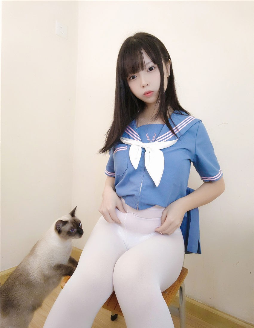 十万珍吱伏特 撸猫日记[102P1V-306M] 第1张