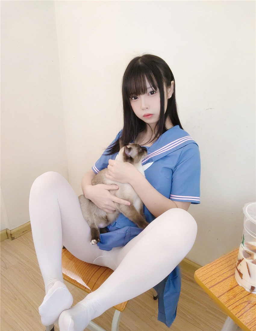 十万珍吱伏特 撸猫日记[102P1V-306M] 第3张