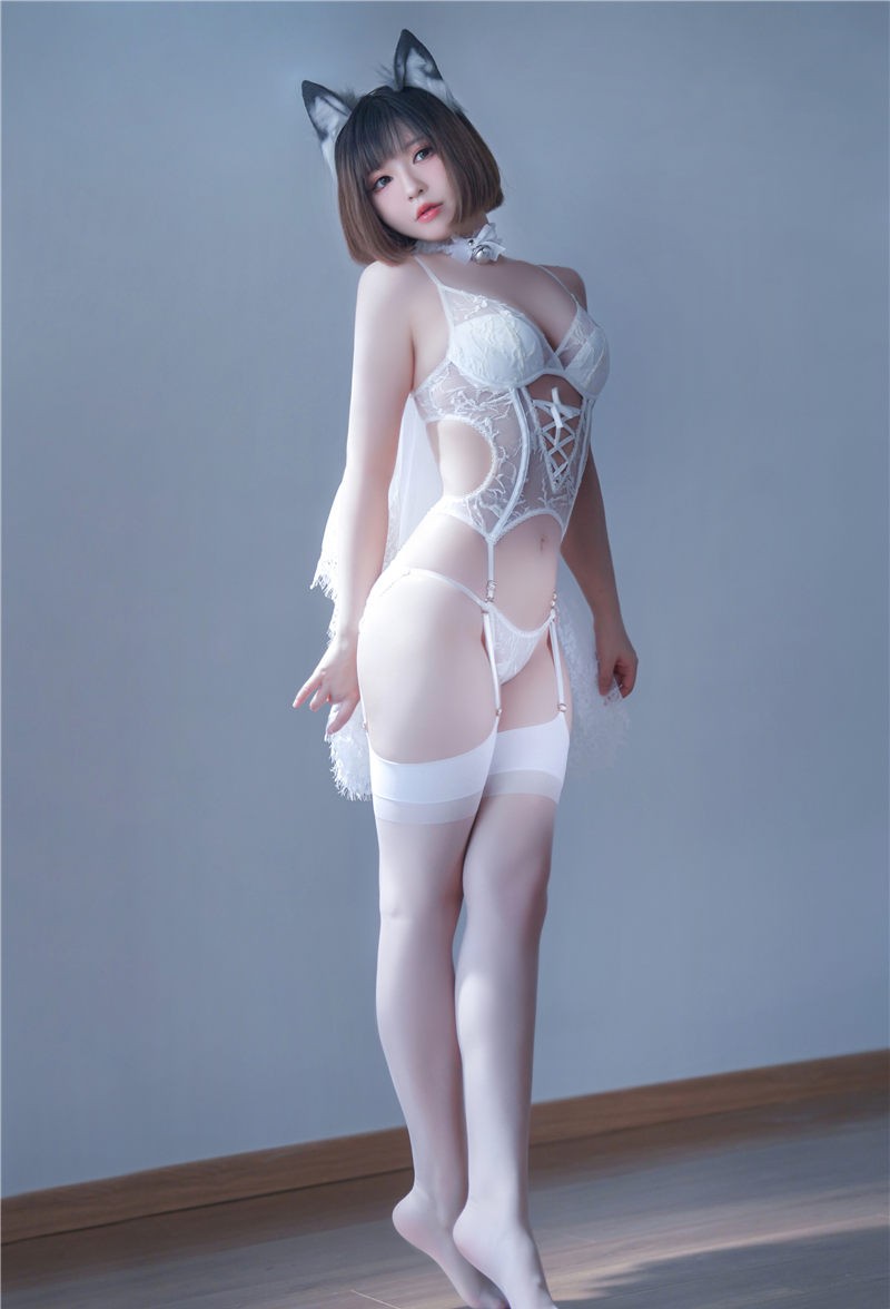 半半子 純白花嫁 [23P2V-183M] 第4张