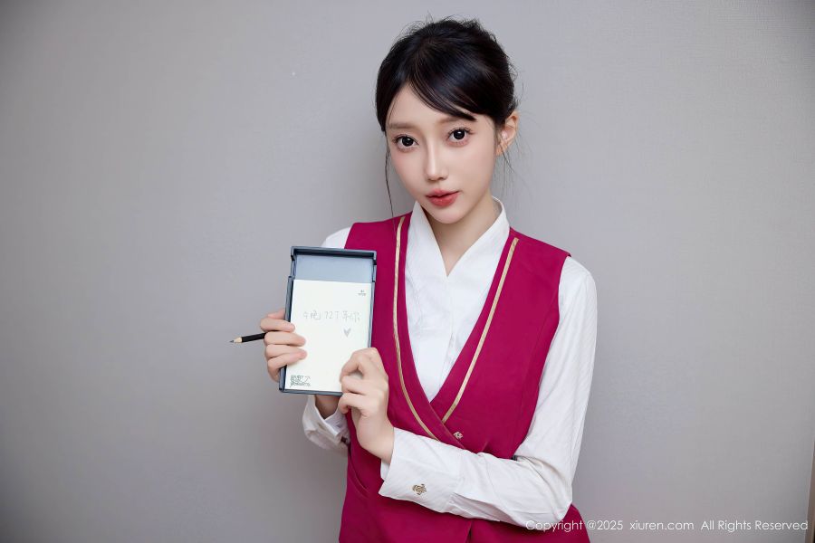 [秀人网] 2025.08.04 NO.10620 玥儿玥er 空姐制服[71P/708MB] 第1张