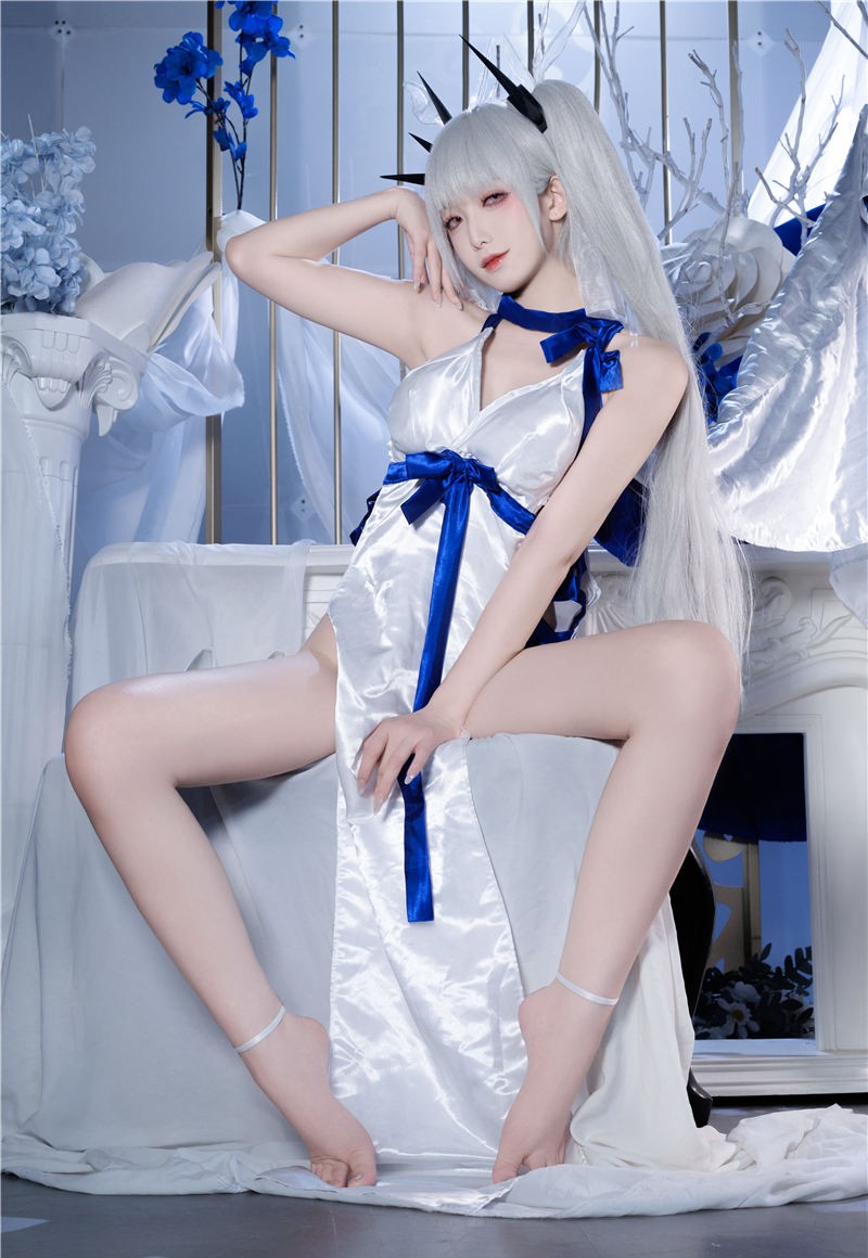 封疆疆v 碧蓝航线 可畏礼服[32P-935MB] 第4张