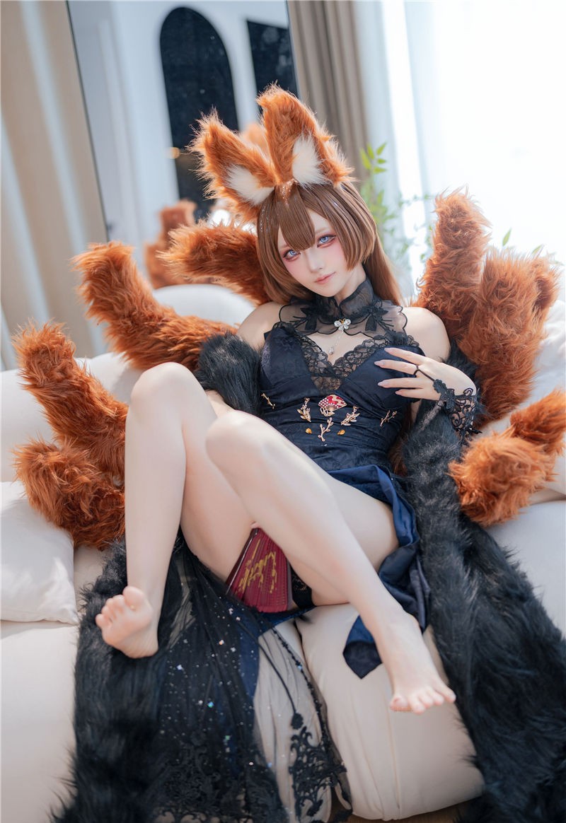 屿鱼 碧蓝航线 天城礼服[65P-129M] 第2张