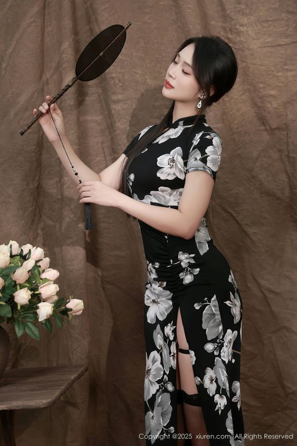 [秀人网] 2025.08.15 NO.10655 南乔 黑色旗袍[73P/703MB] 第1张