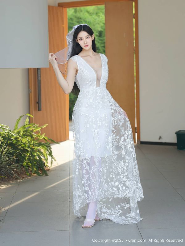 [秀人网] 2025.08.18 NO.10661 梨霜儿 白色婚纱[82P/997MB] 第1张