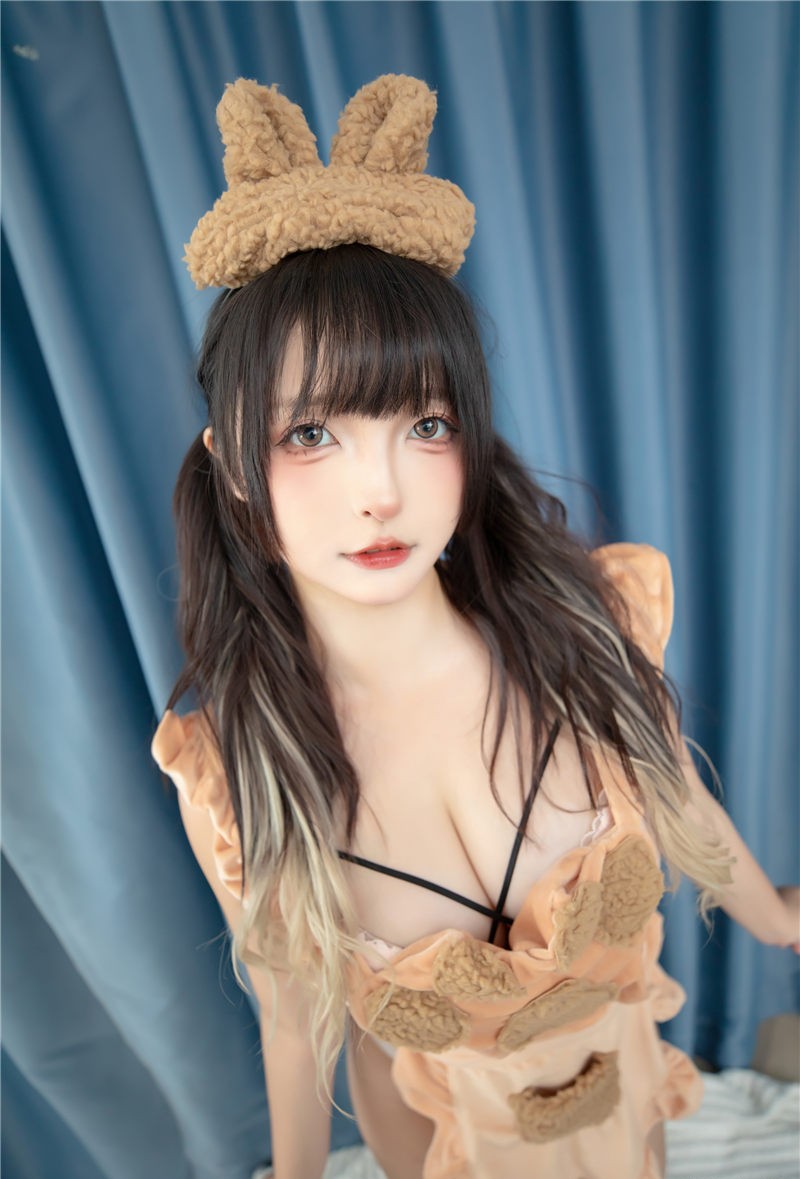 神楽坂真冬 白丝小熊[75P2V-356M] 第1张