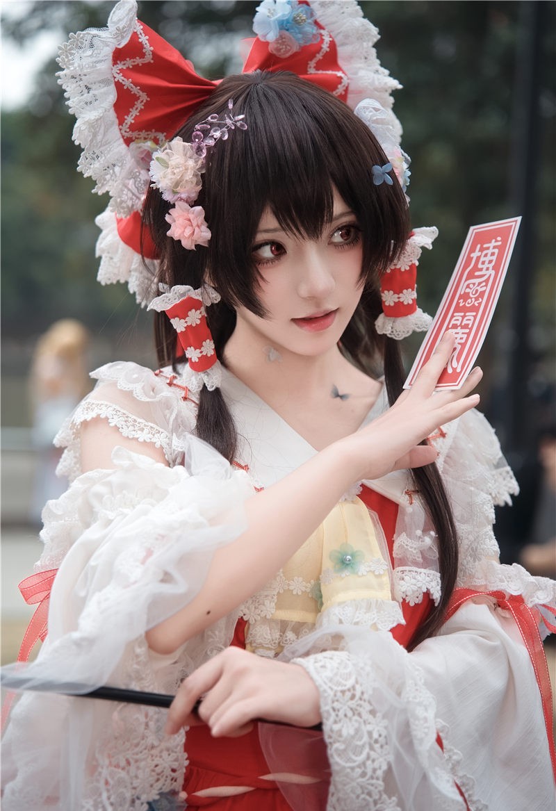 花柒Hana 萤火虫动漫嘉年华 花灵梦[88P1V-999M] 第1张