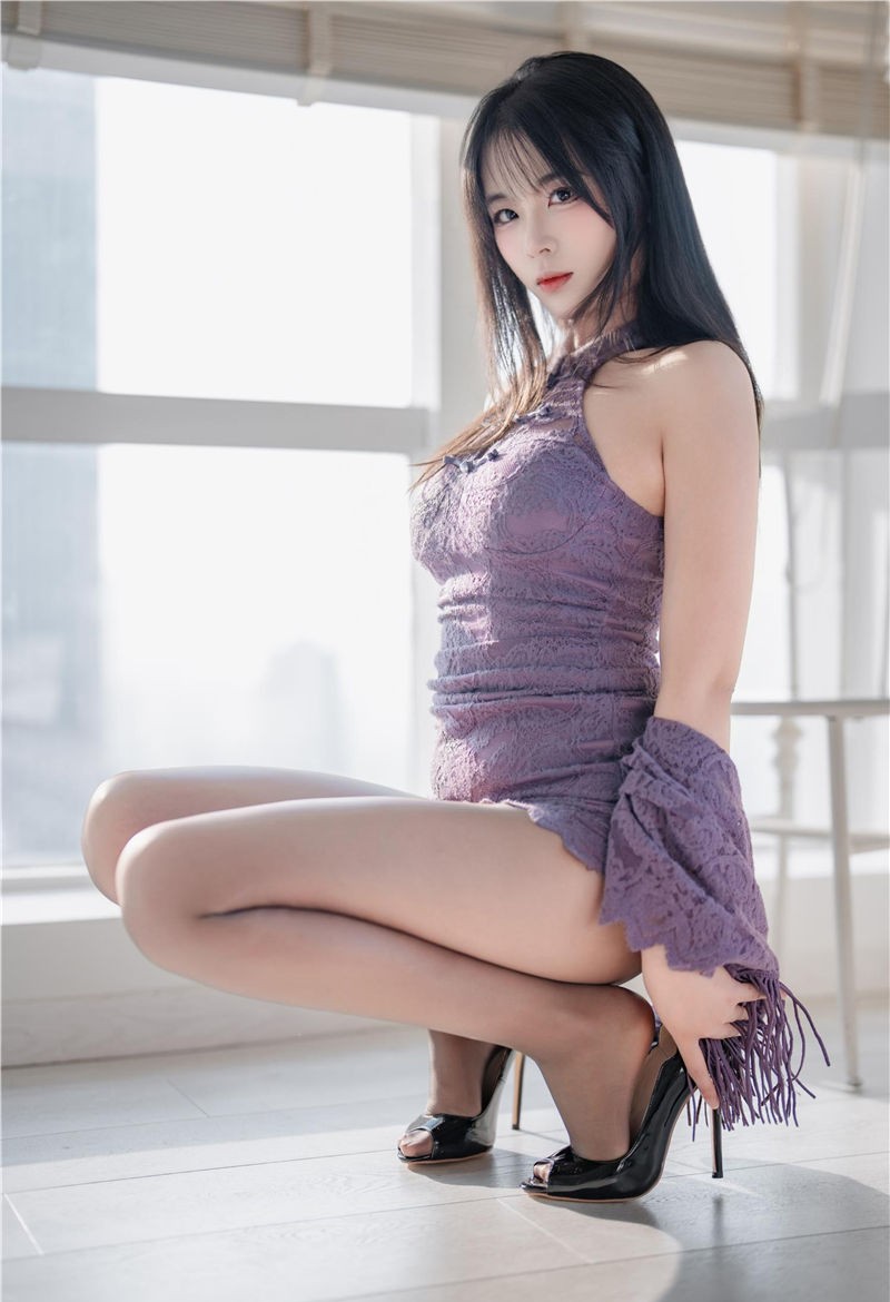 轩萧学姐 紫色旗袍 [140P-1.86GB] 第4张