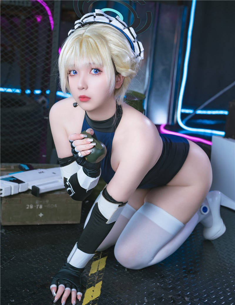 小和甜酒 蔚蓝档案 飞鸟马时女仆[31P-560M] 第1张