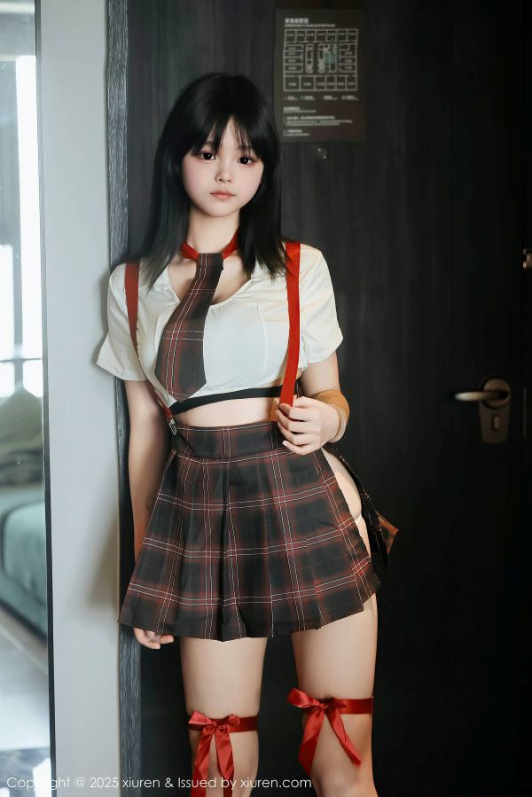 [秀人网] 2025.09.17 NO.10774 小泠 白色短款上衣[58P/582MB] 第1张