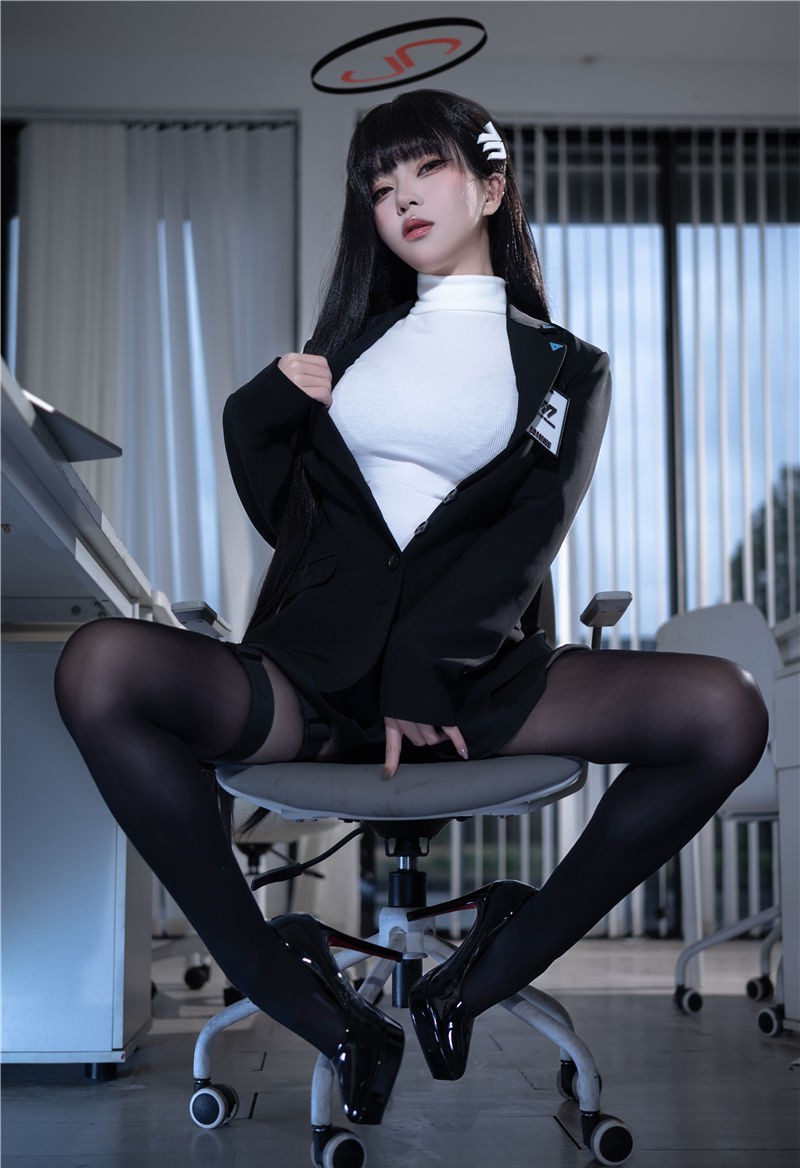 矢量鱼 蔚蓝档案 调月莉音[36P-191M] 第2张