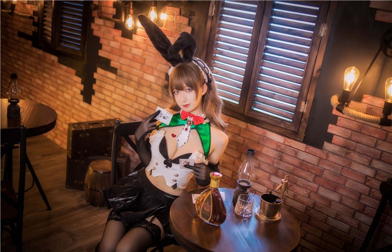 封疆疆v 莫妮卡女郎[31P-182M] 第2张