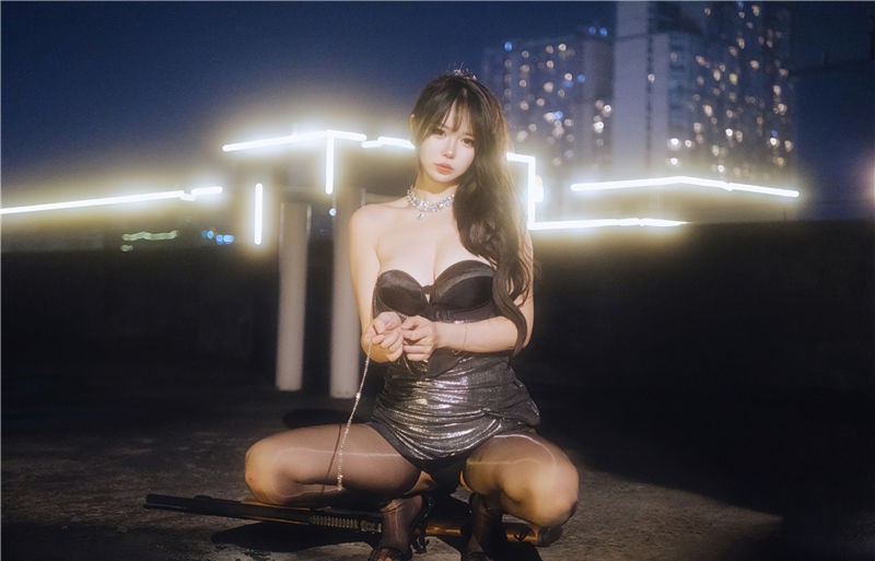 Tina很妖孽呀 夜色连衣裙 [37P-108MB] 第1张