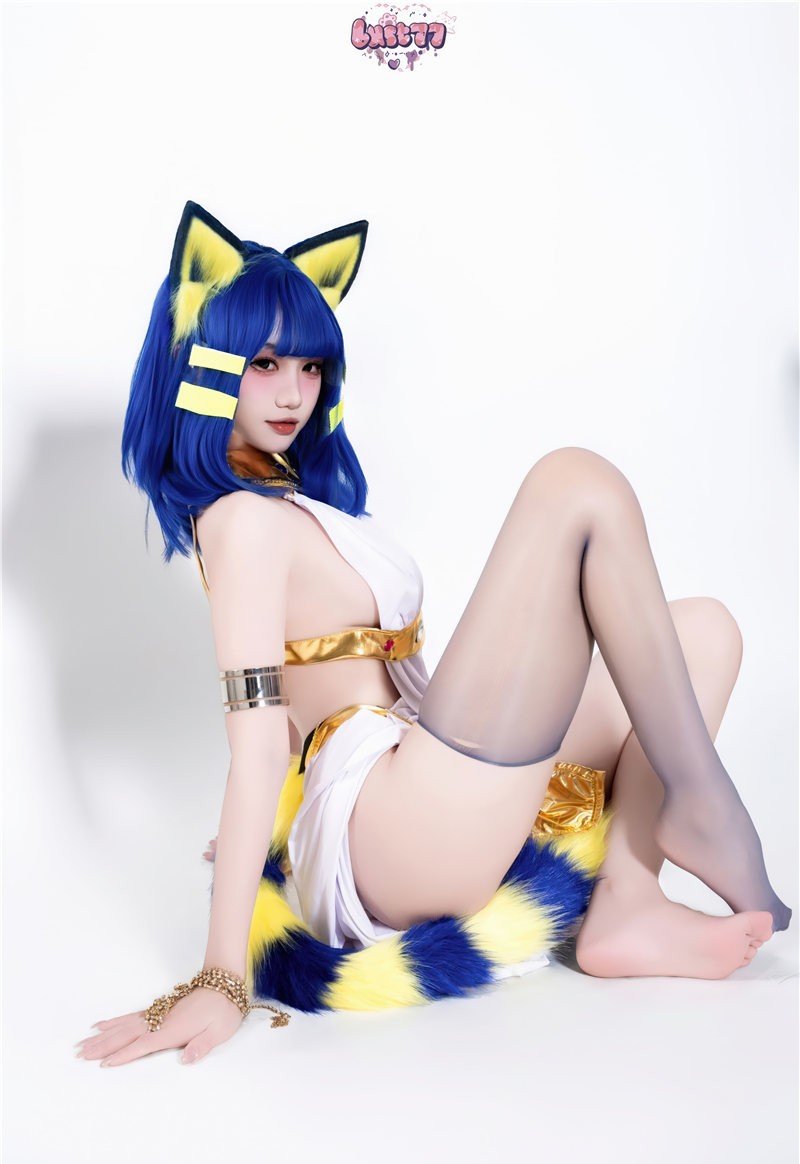 柒柒要乖哦 埃及猫[65P-573M] 第1张