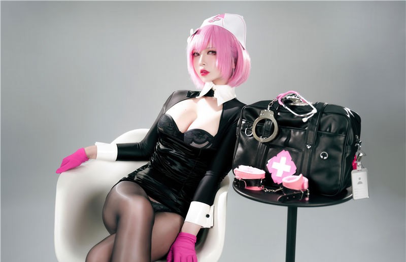 半半子 王医生 [56P-311MB] 第1张