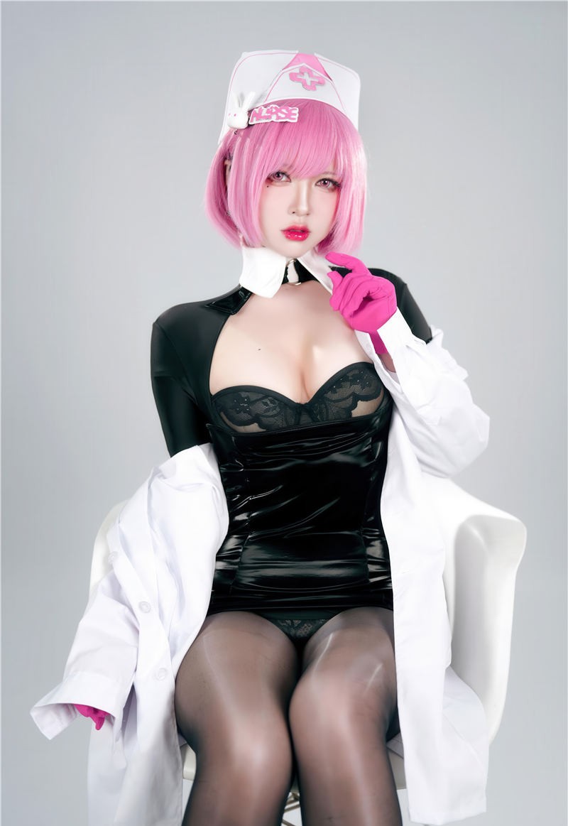 半半子 王医生 [56P-311MB] 第3张