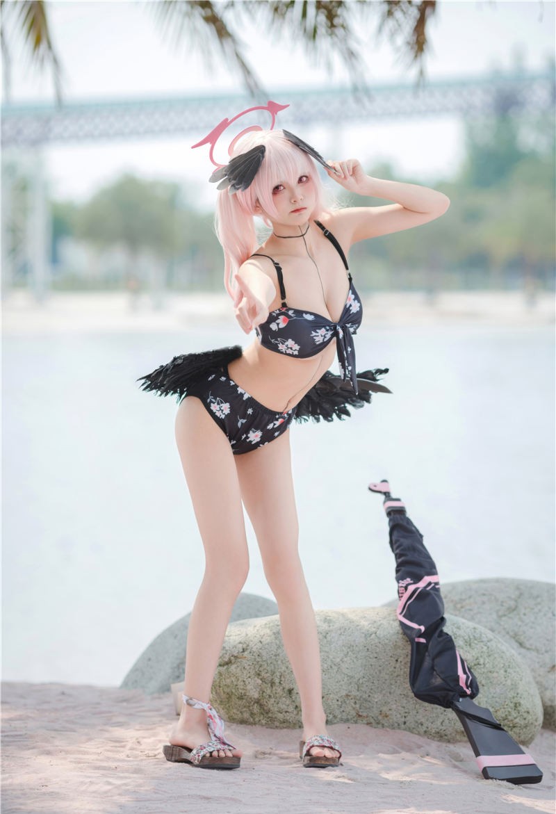 九柒喵 小春泳装 [27P-134MB] 第3张