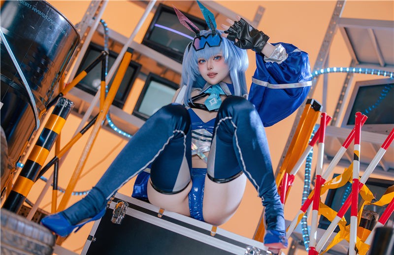 屿鱼 碧蓝航线 花园赛车服 [82P-785MB] 第1张