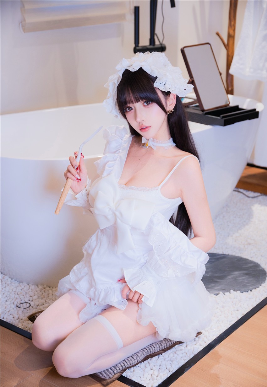 过期米线线喵 厨娘女仆[21P-228MB] 第1张