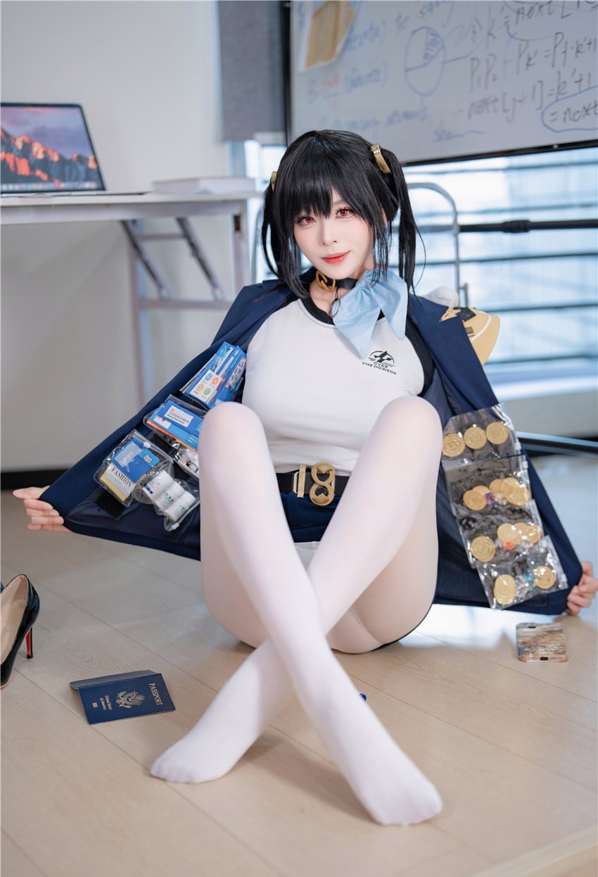 轩萧学姐 Nikke胜利女神 索拉[50P-161M] 第4张