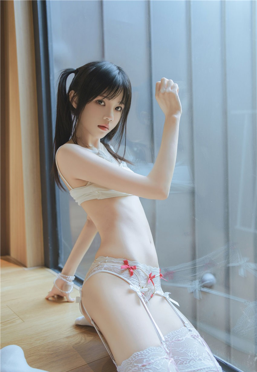 桜桃喵 春日碎花[57P1V-1.18G] 第4张