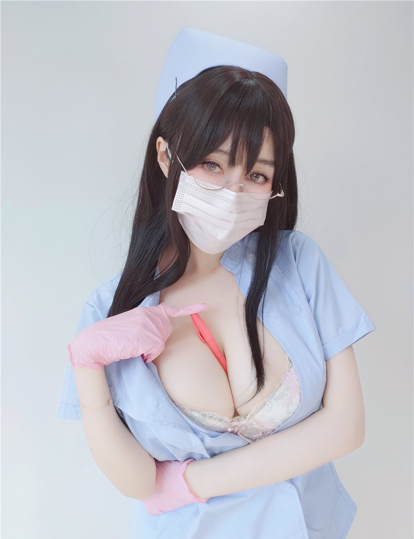 白银81 自摄Vol.95 蓝色护士[155P19V-3.1G] 第1张