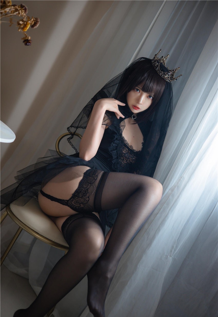 疯猫ss 黑色婚纱 [40P-429MB] 第2张