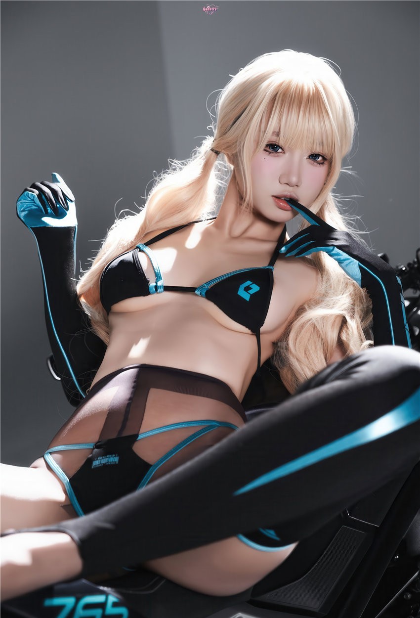 柒柒要乖哦 赛车娘 [134P1V-1.5G] 第2张