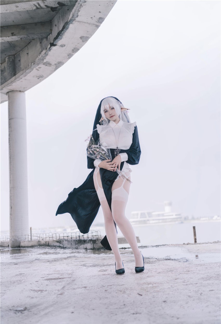 阿半今天很开心 精灵修女[28P-204M] 第3张