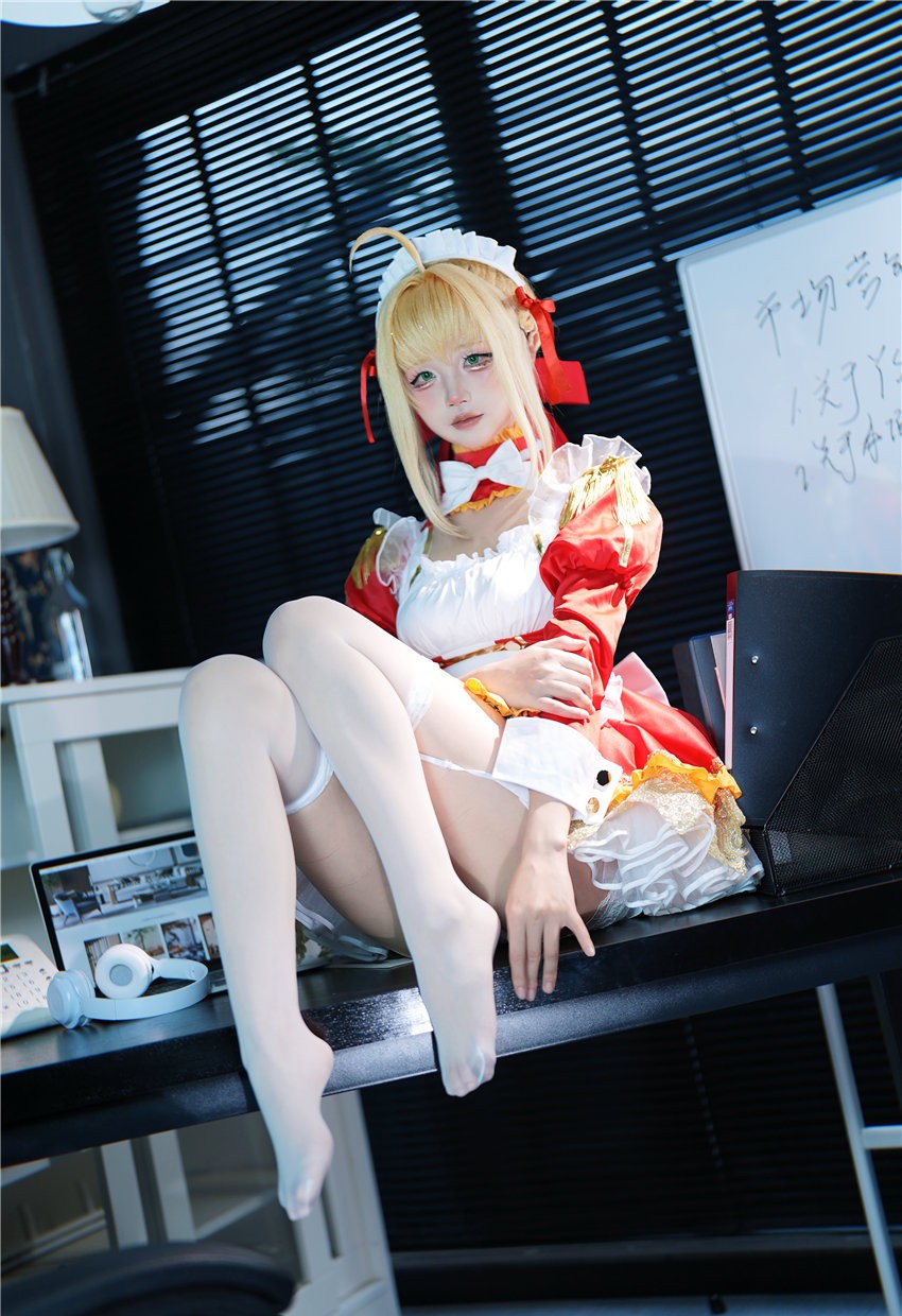 五更百鬼 FGO 尼禄 女仆 [15P-166M] 第2张