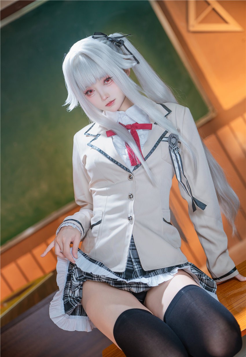 大大卷卷小卷 美少女万华镜 校服 [29P-154M] 第2张