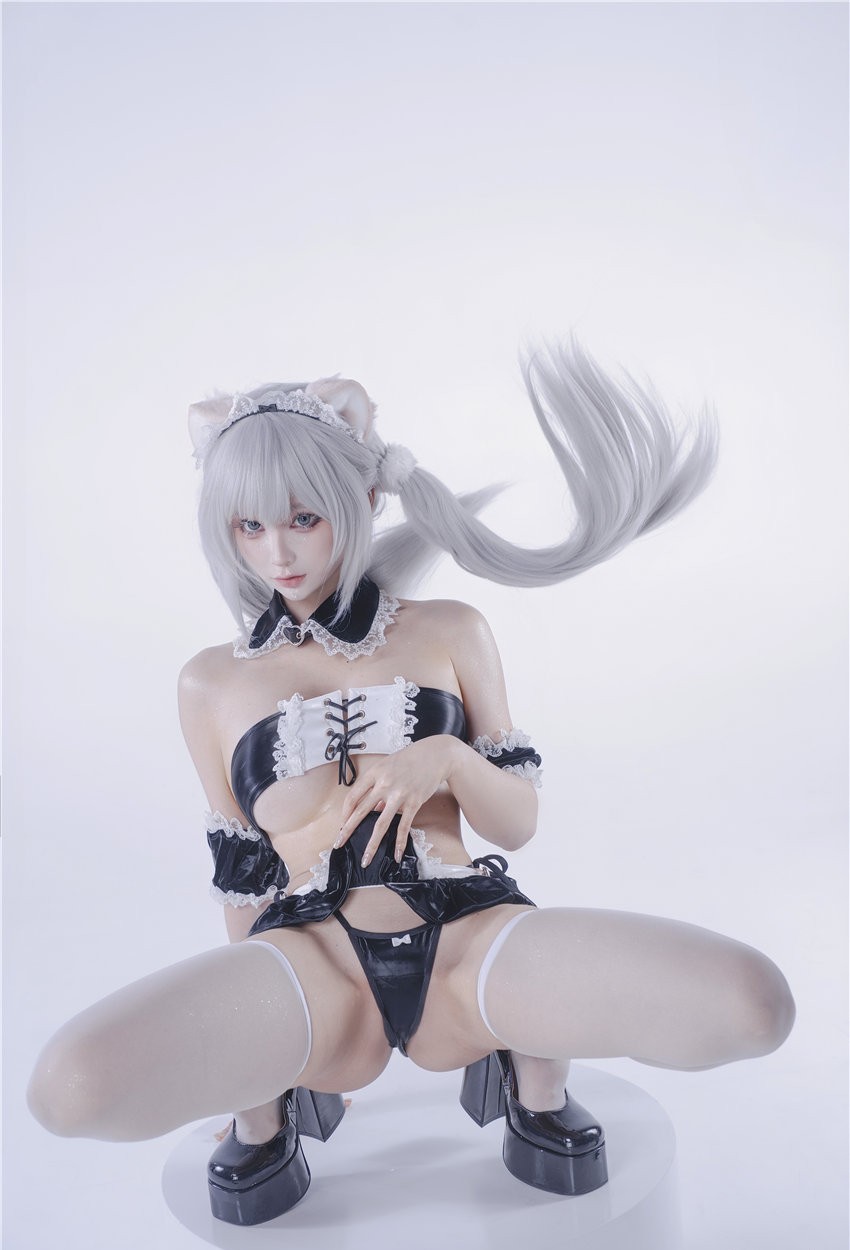 蠢沫沫 白发粉猫 [22P-75MB] 第4张