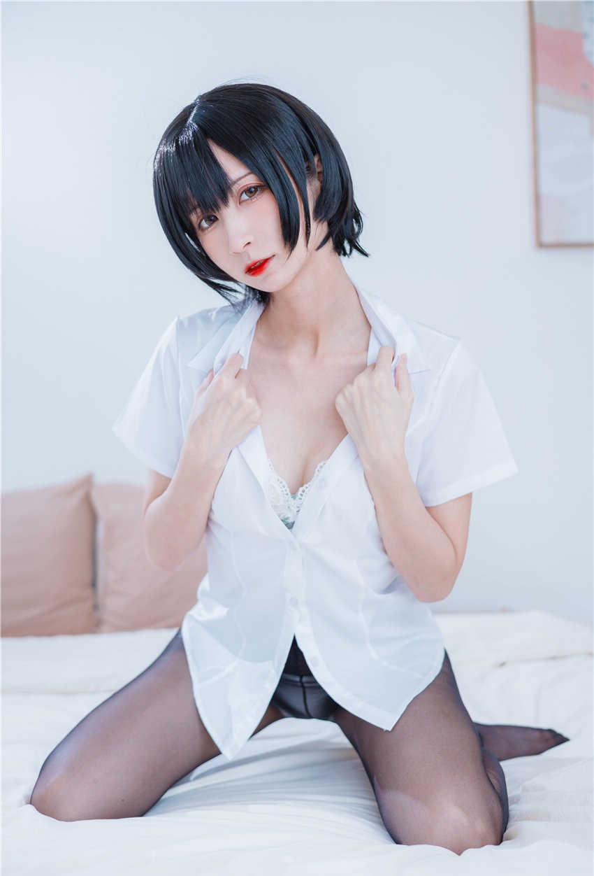 贝儿酱Miki OL装 [31P-289MB] 第2张