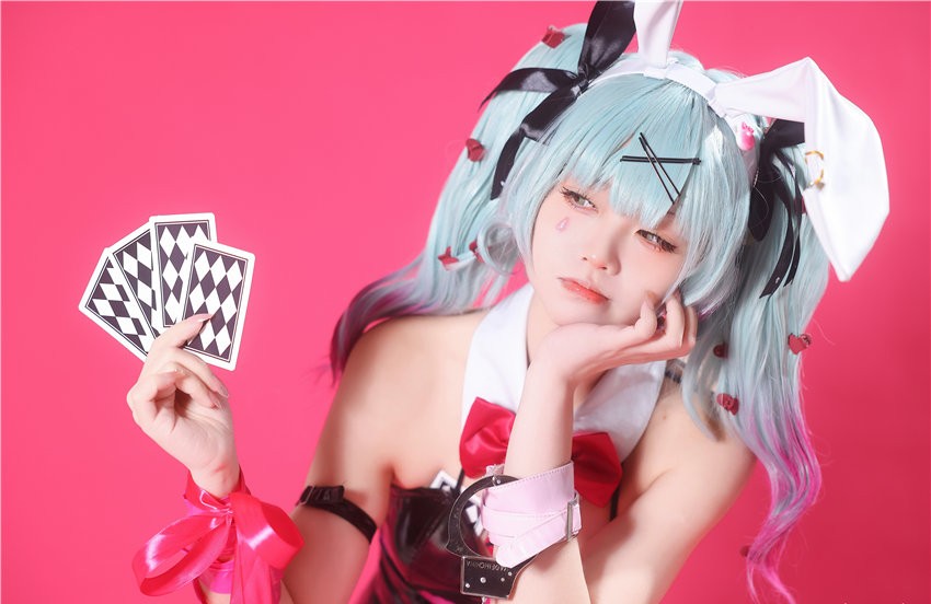 G44不会受伤 初音未来兔子洞 [46P-550M] 第1张